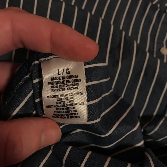 Aeropostale men’s blue and white button down L - Picture 5 of 6